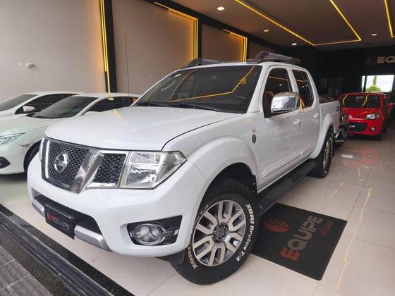 NISSAN FRONTIER 2.5 SL 4X4 CD TURBO ELETRONIC DIESEL 4P AUTOMÁTICO NISSAN FRONTIER 2.5 SL 4X4 CD TURBO ELETRONIC DIESEL 4P AUTOMÁTICO